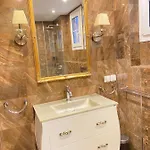With Heated Private Pool, Sea View& Turkish Sauna Vila *