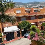 With Heated Private Pool, Sea View& Turkish Sauna *