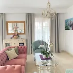 With Heated Private Pool, Sea View& Turkish Sauna Vila Benalmádena