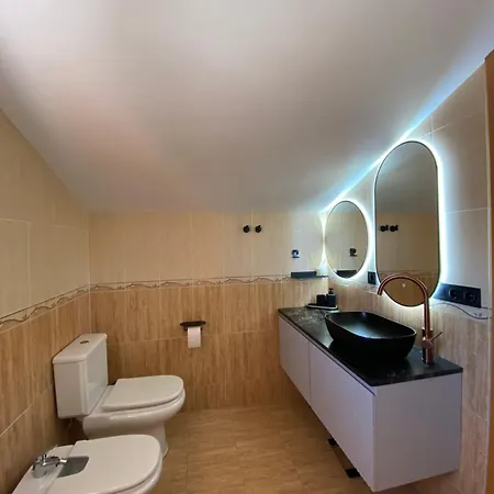 With Heated Private Pool, Sea View& Turkish Sauna Villa *