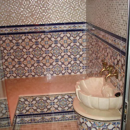 With Heated Private Pool, Sea View& Turkish Sauna Benalmádena
