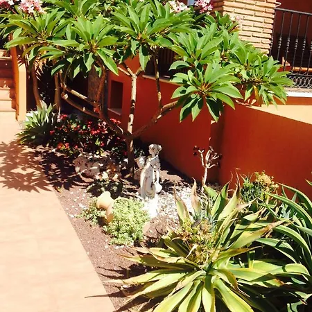 With Heated Private Pool, Sea View& Turkish Sauna Villa Benalmádena